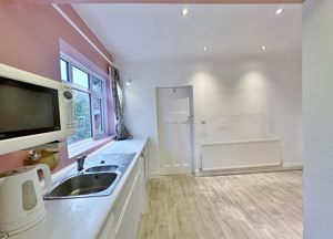 Photo 15- click for photo gallery